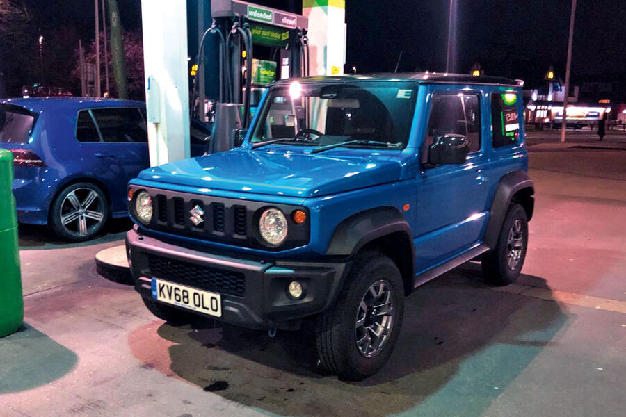 Jimny drinking