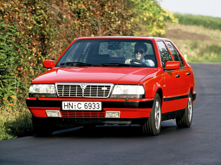 Lancia thema 8