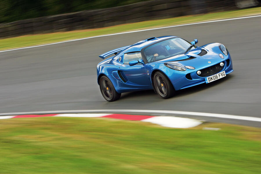 Lotus exige