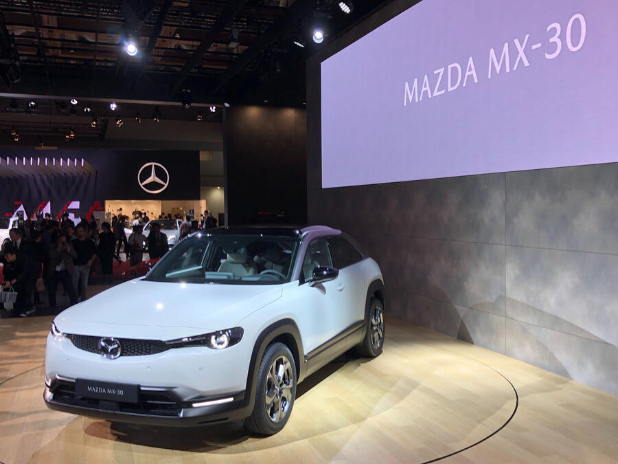Mazda mx 30 tokyo 1