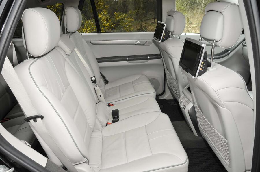 Mercr300 rcab 1 jun11