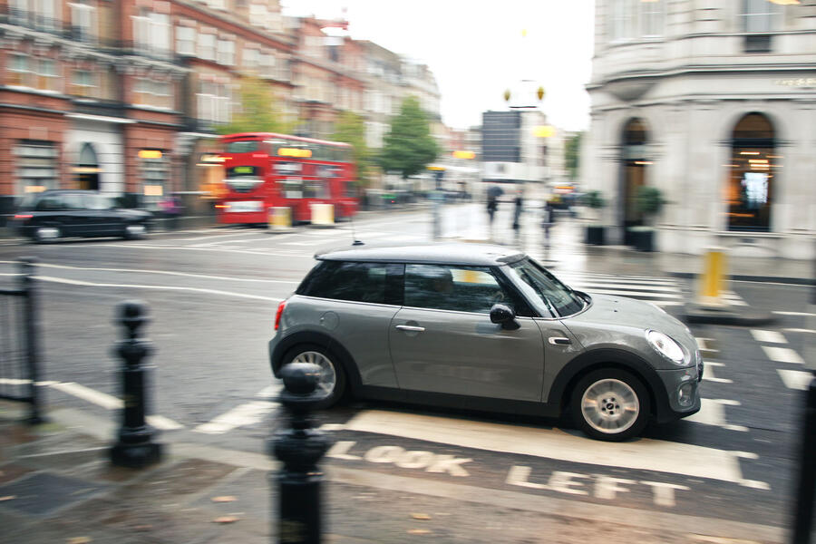 Mini a z hh 82