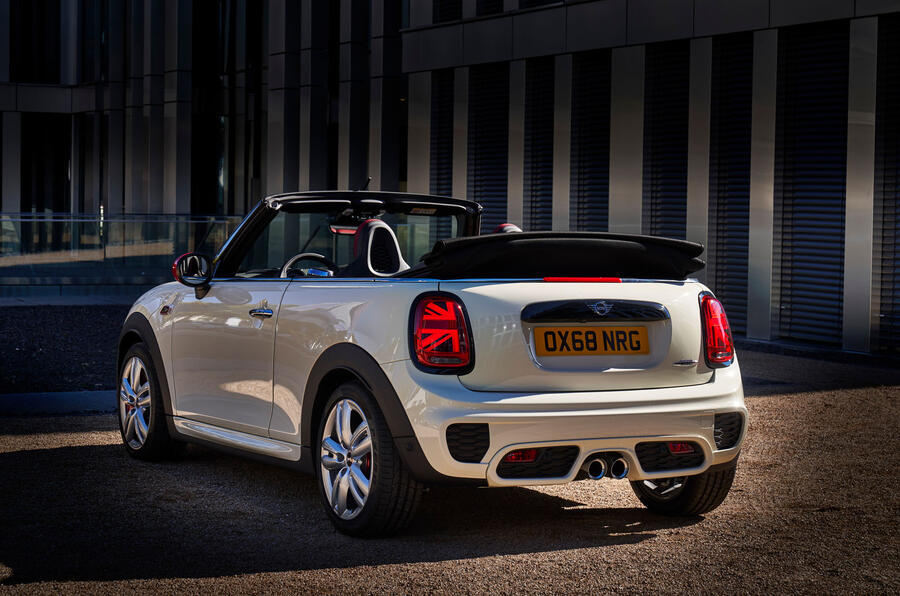 Mini convertible jcw 0267