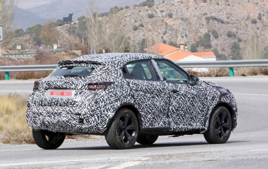 Nissan juke less camo 9