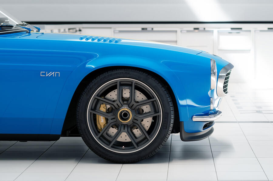 P1800cyan 10