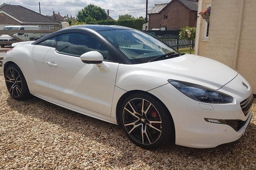 Peugoet rcz r