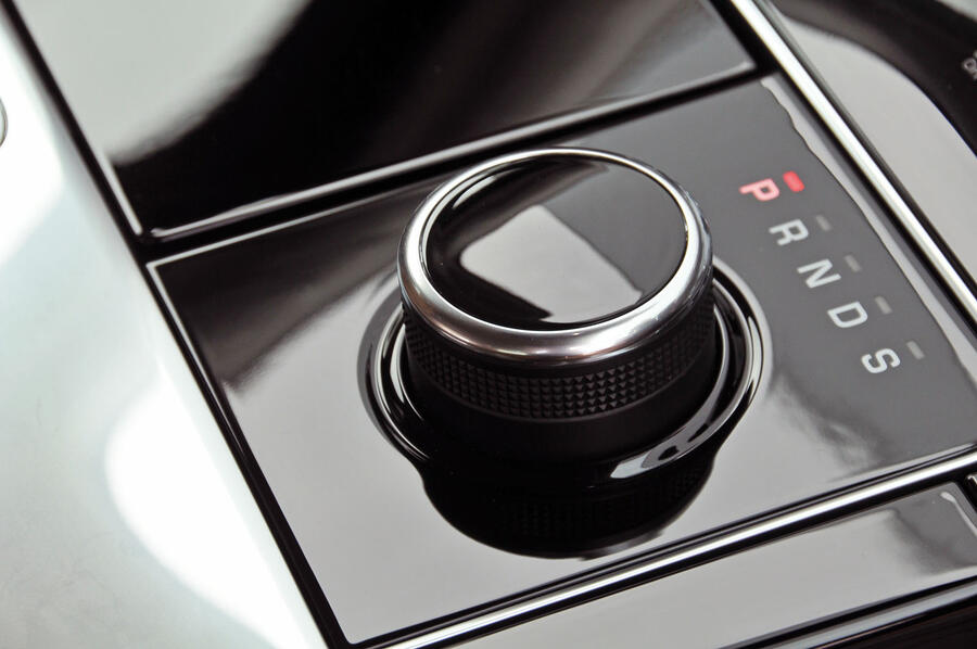 Range rover velar rotary controller