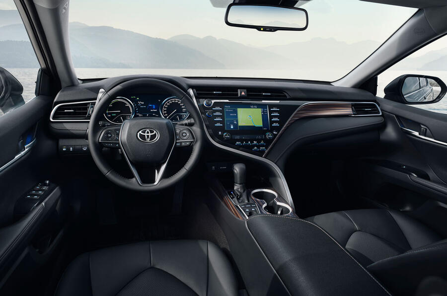 Toyota camry 2019 not uk spec 10