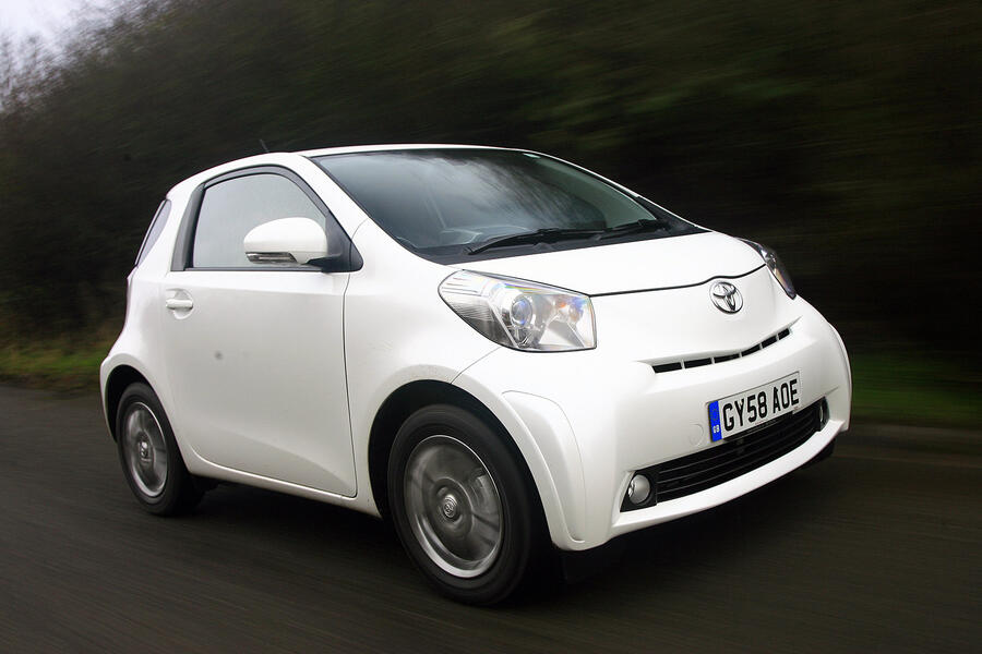 Toyota iq
