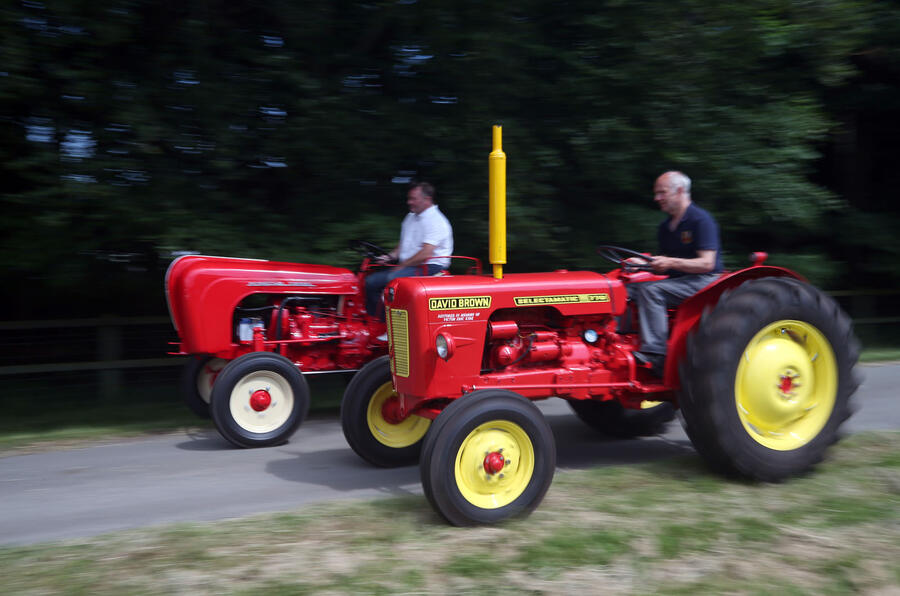 Tractor fest40