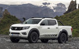 2020 Nissan Navara AT32 - static side