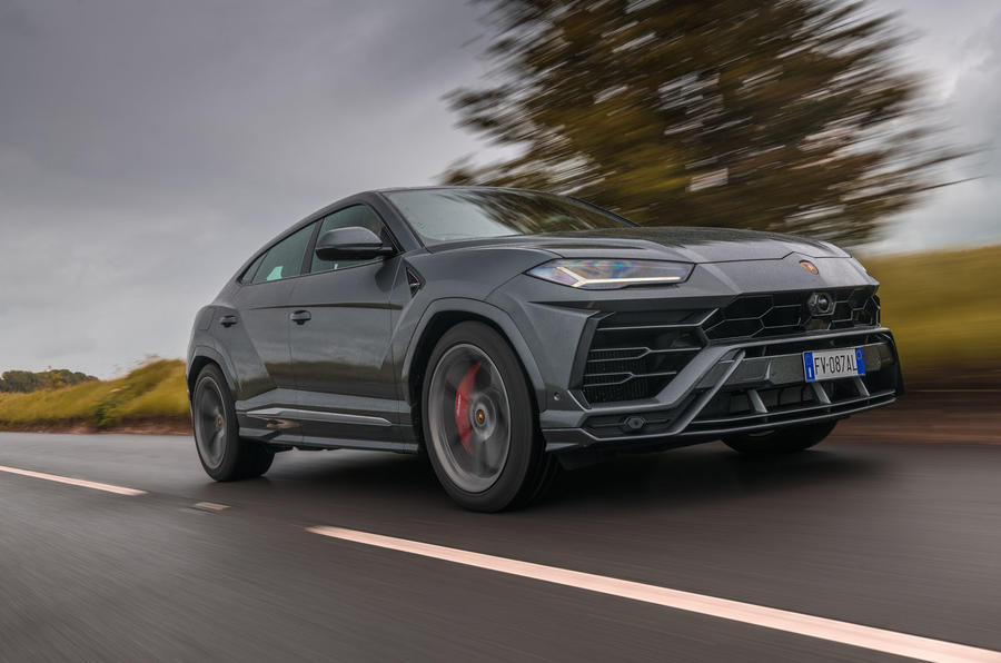 Lamborghini Urus 2019 road test review - hero front