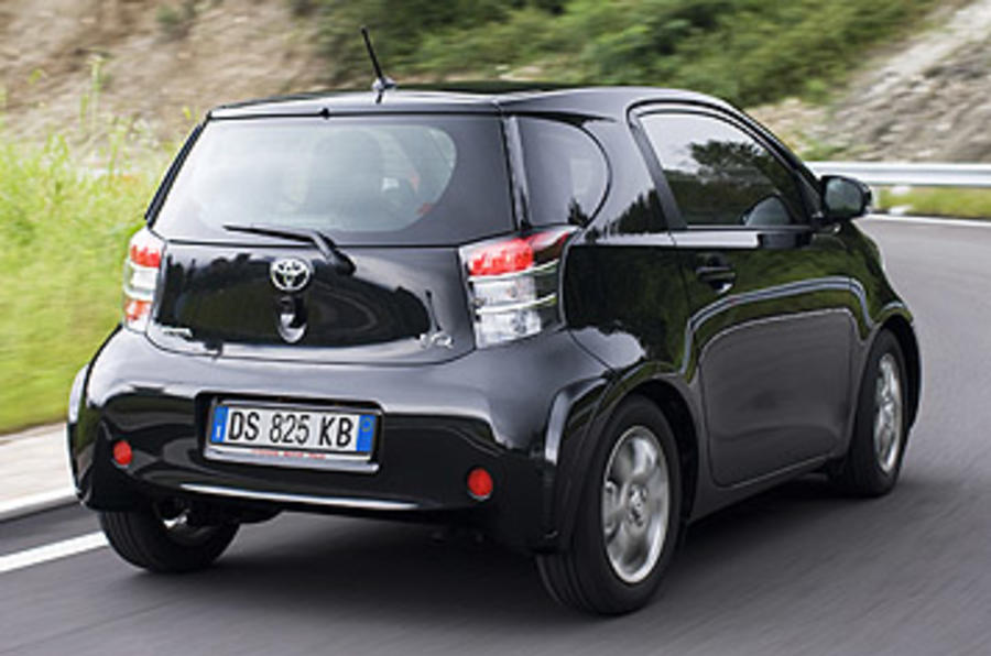 Toyota iQ rear 