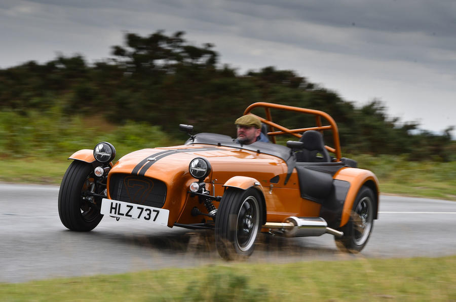 1 Caterham Seven 170 R 2021 UK FD hero front