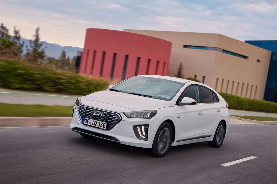 Hyundai Ioniq plug-in hybrid 2019 first drive review - hero front