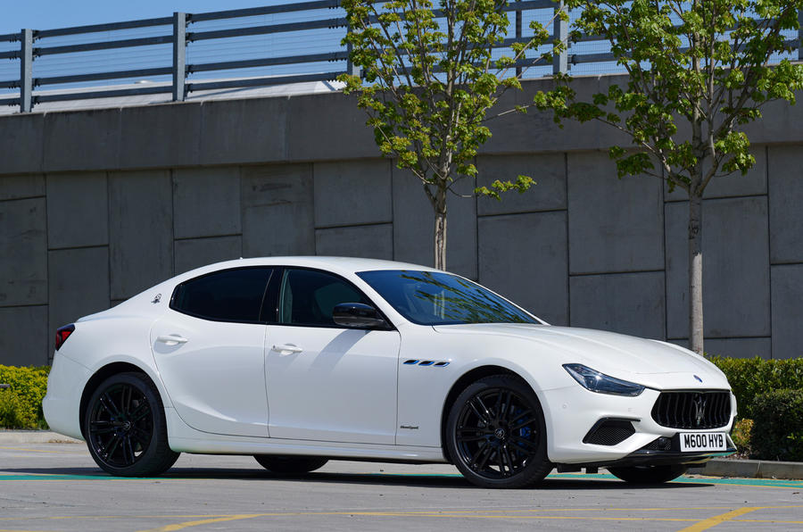 1 Maserati Ghibli Hybrid 2021 UK FD static front