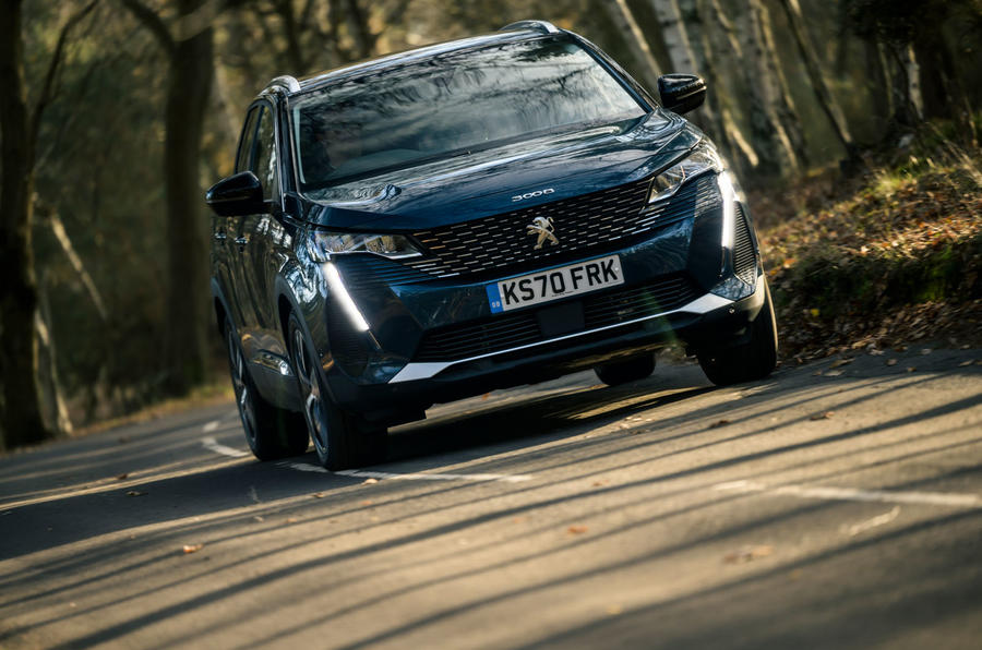 Peugeot 3008 Hybrid 2021 UK review - hero front