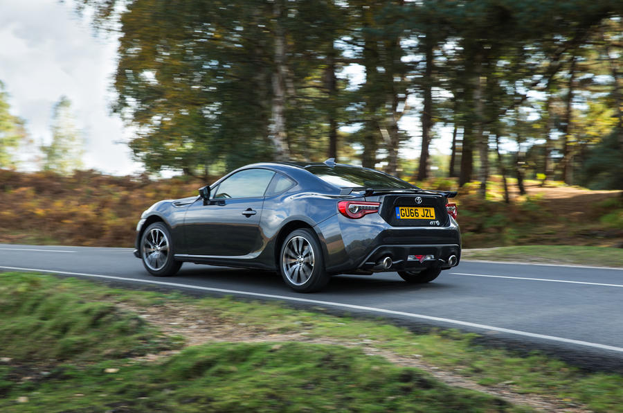 10 toyota gt86 rear