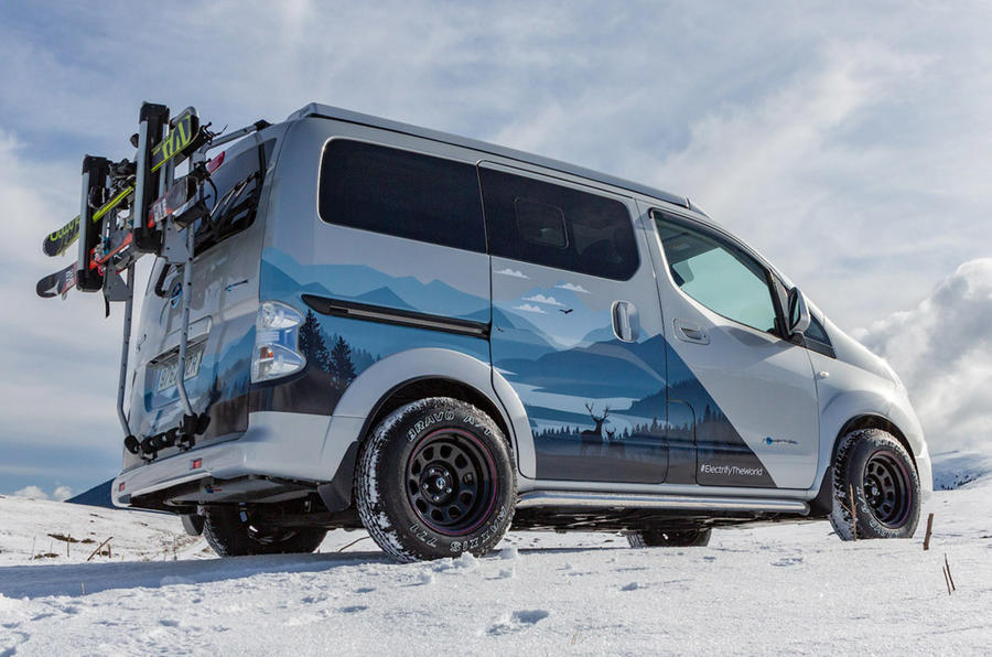 17 e NV200 Winter Camper concept   08