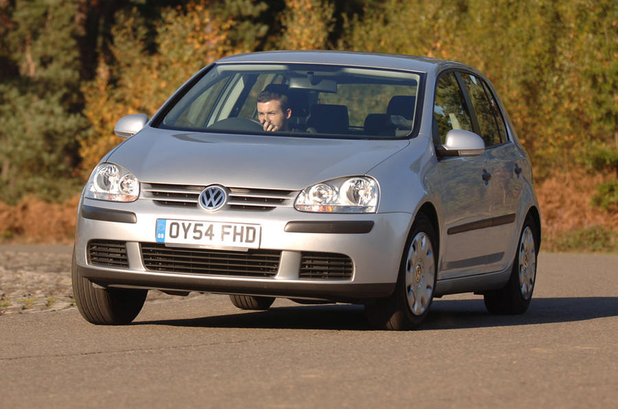 Volkswagen Golf - hero front