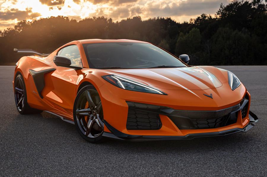 99 Corvette Z06 2023 official reveal images lead