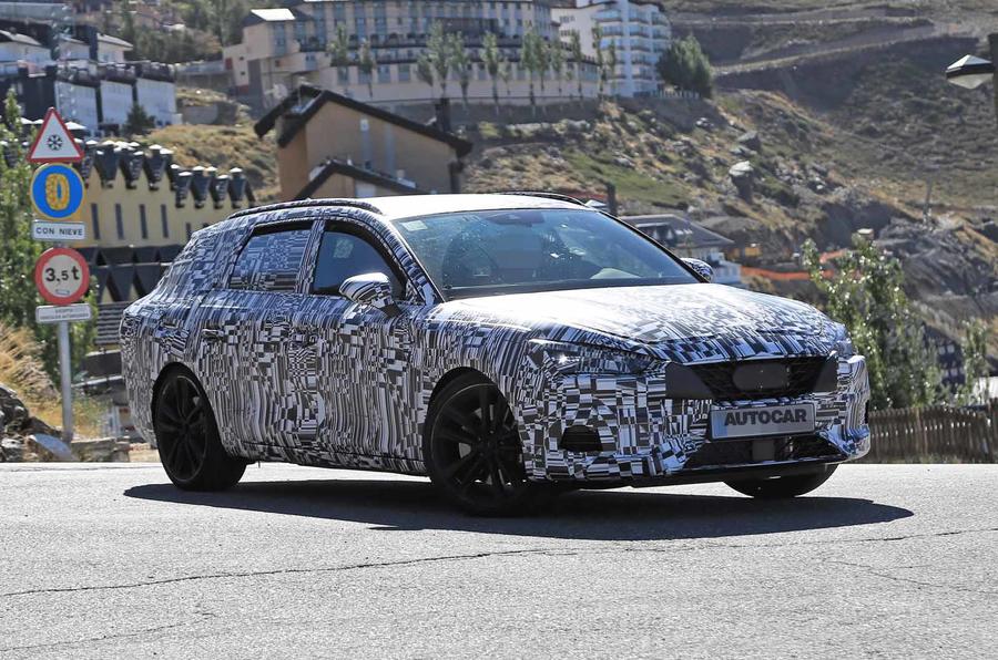 Leon Cupra ST spyshots 