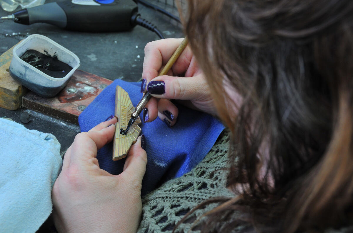 Aston badge 2016 024