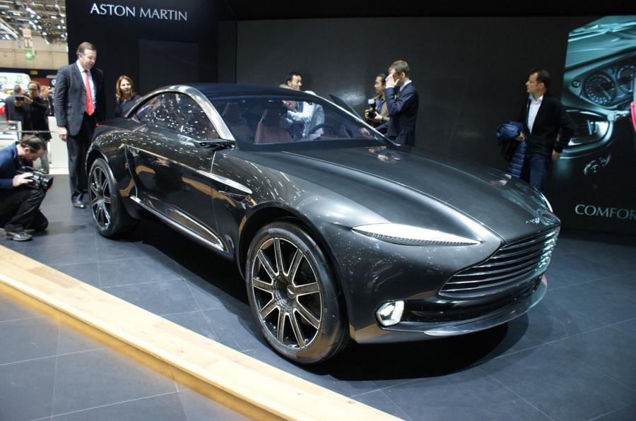 Aston Martin DBX Wales