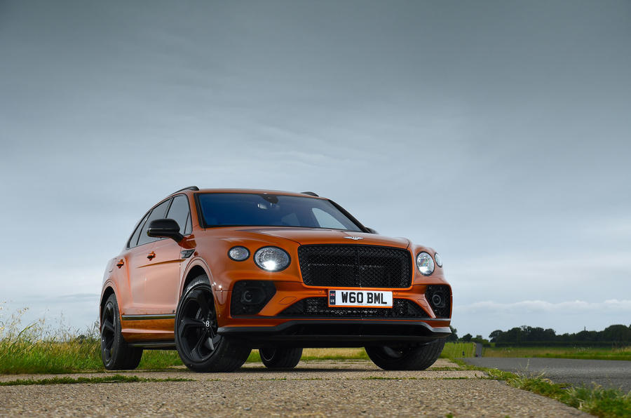 bentley bentayga s hybrid 23 static front