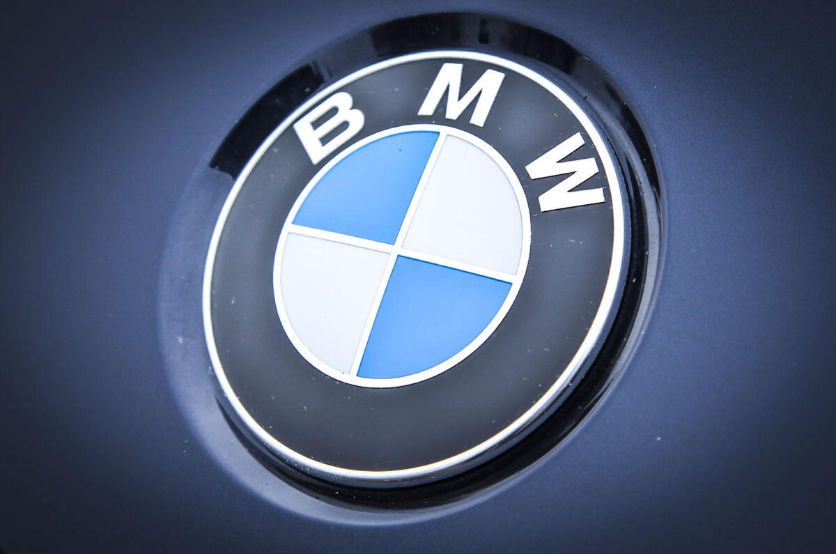 Bmw badge2016