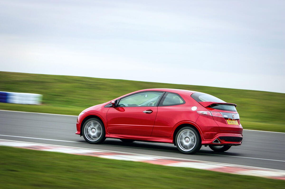 Civic type r ubg 019