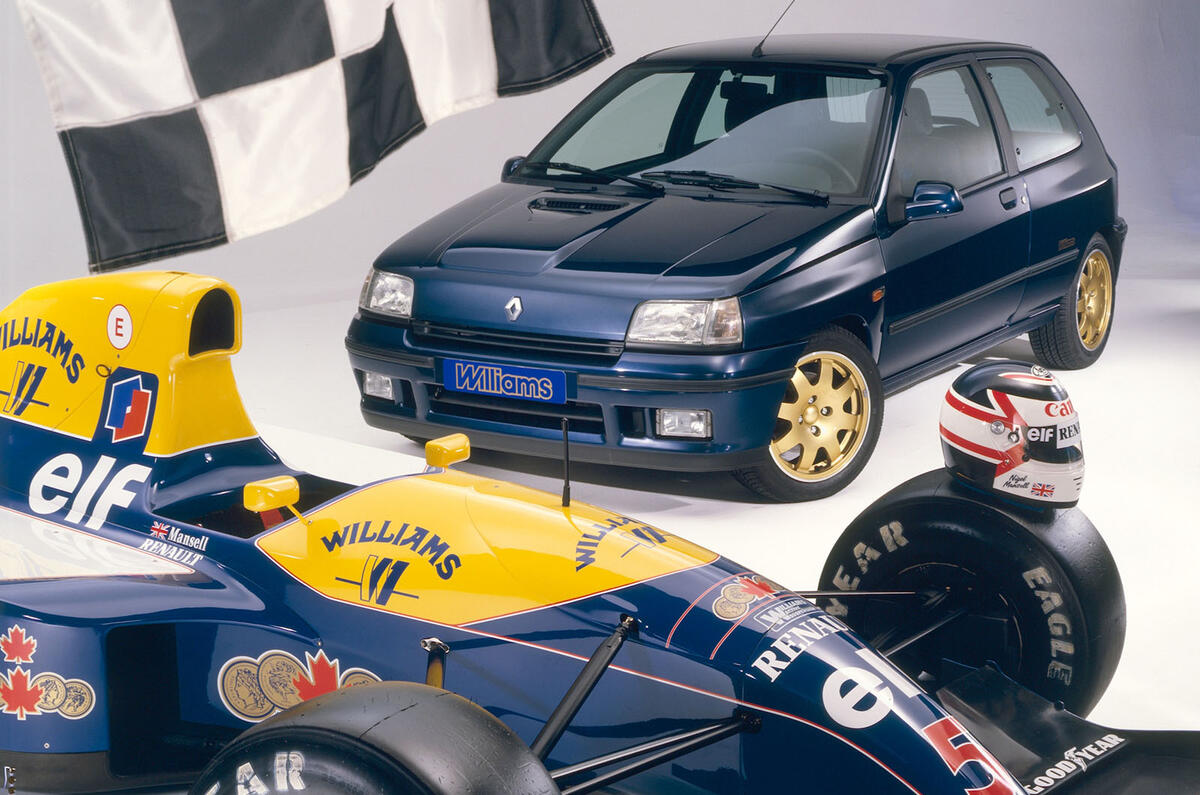Clio1v2 752