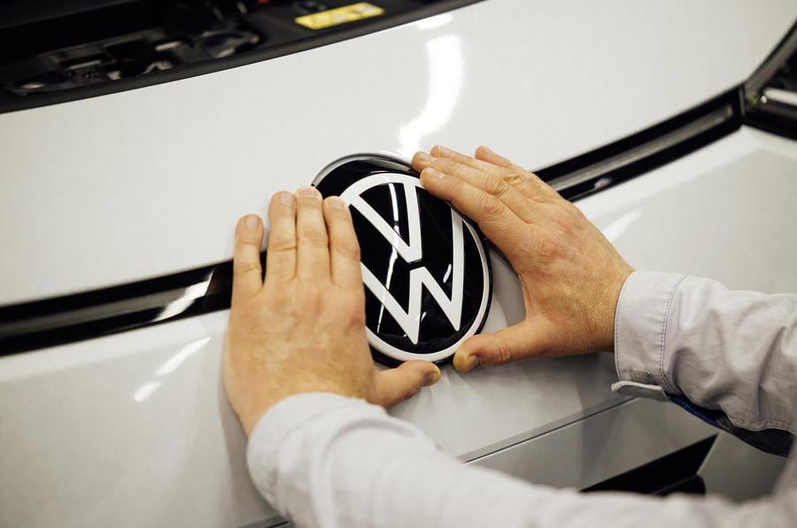 New Volkswagen logo