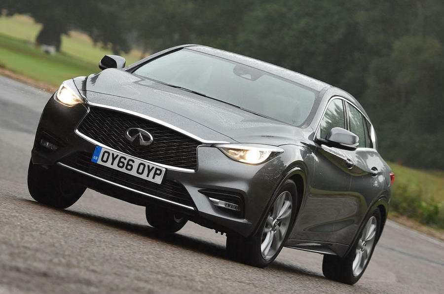 Infiniti Q30 1.6T DCT