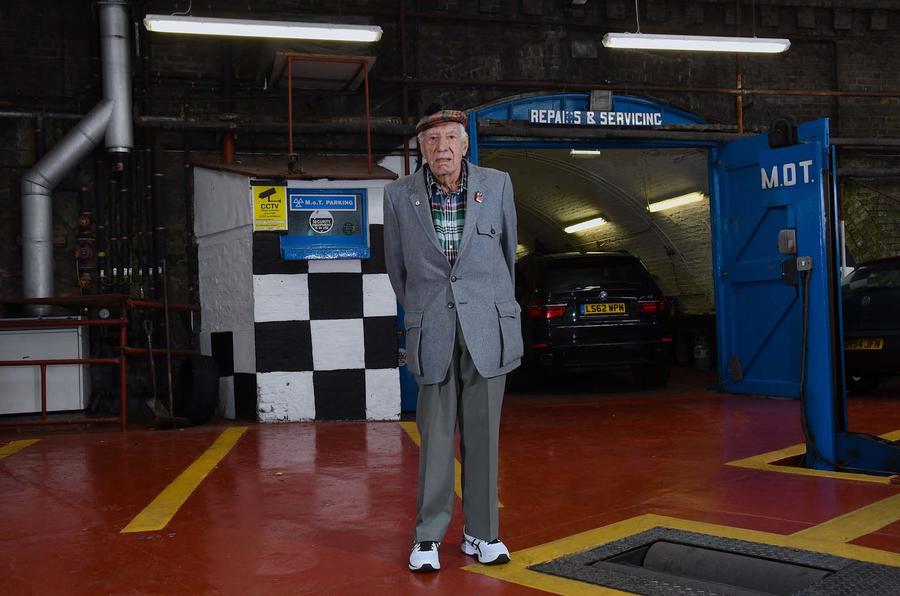 Autocar visits Ronnie Grant at Clapham North garage