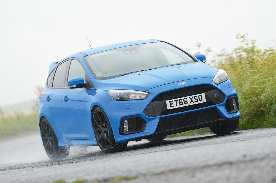 Ford Focus RS Mk3 front quarter cornering