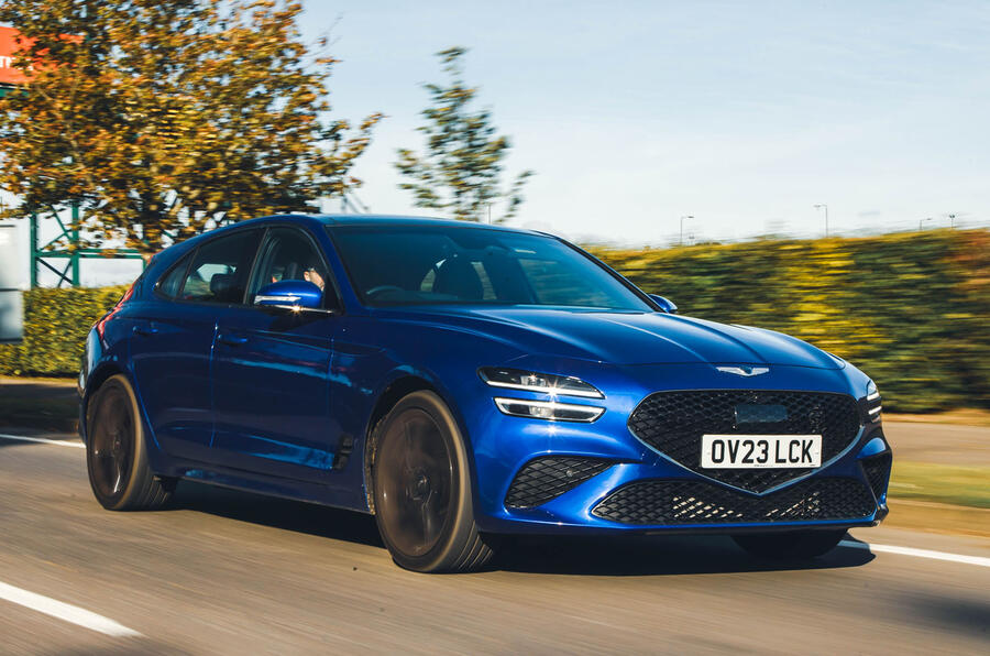 Genesis G70 front quarter tracking