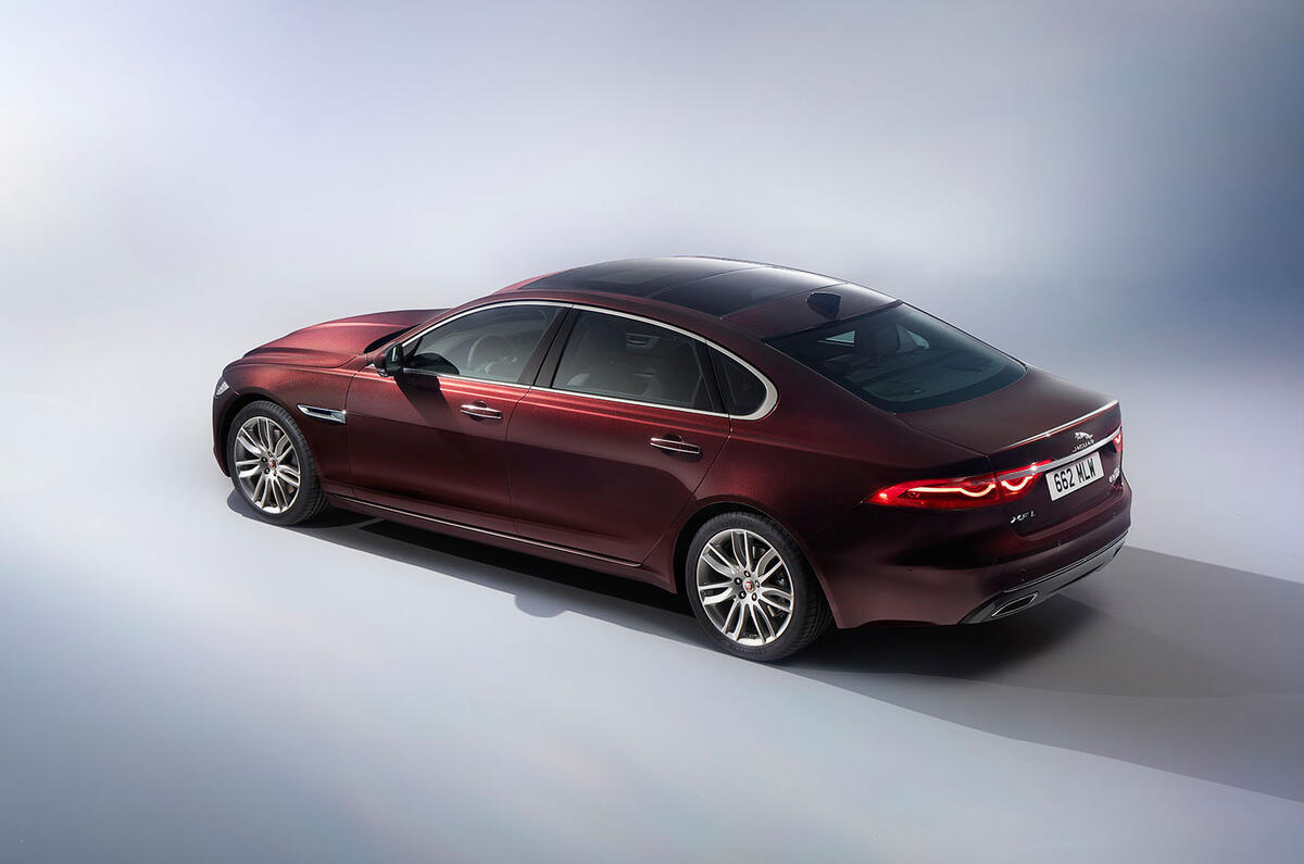 Jaguar xf l 2016 174