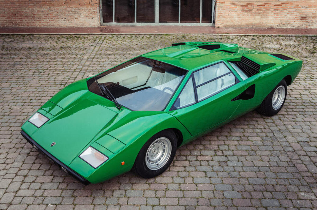 Lamborghini countach l400 periscopio