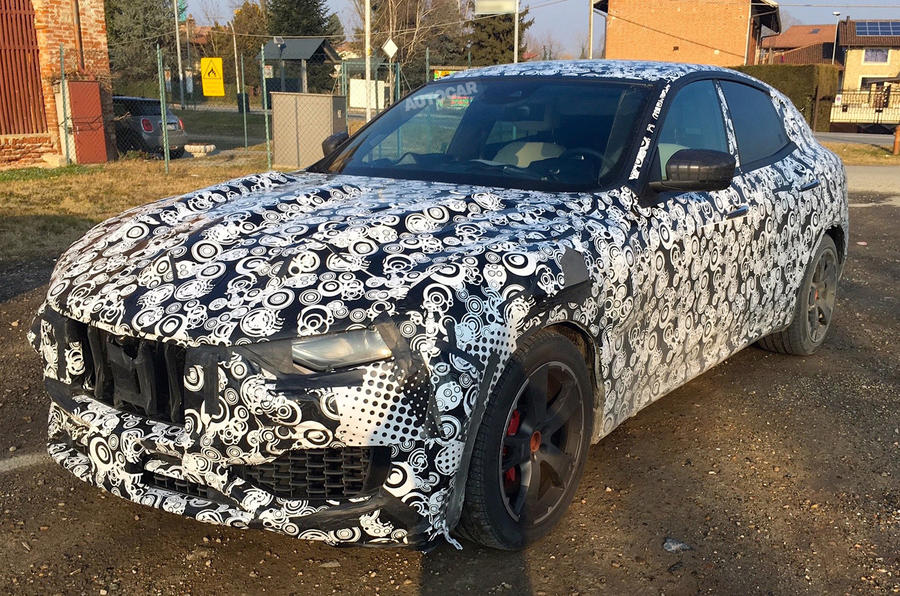 Maserati Levante spy shots