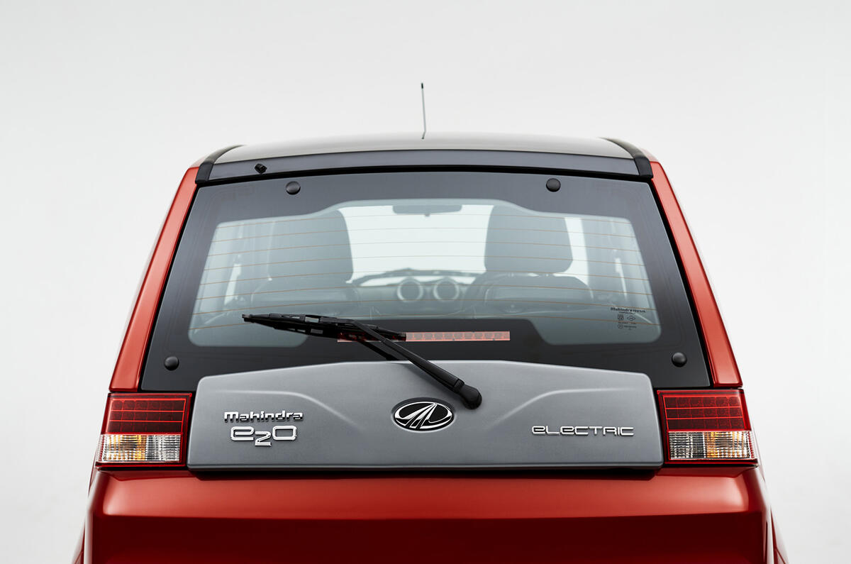 Mahindra e2o rear view