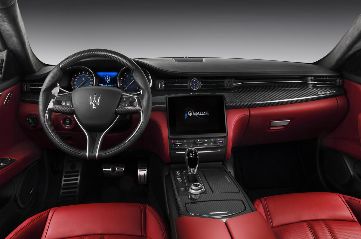 New quattroporte gts gransport dashboard