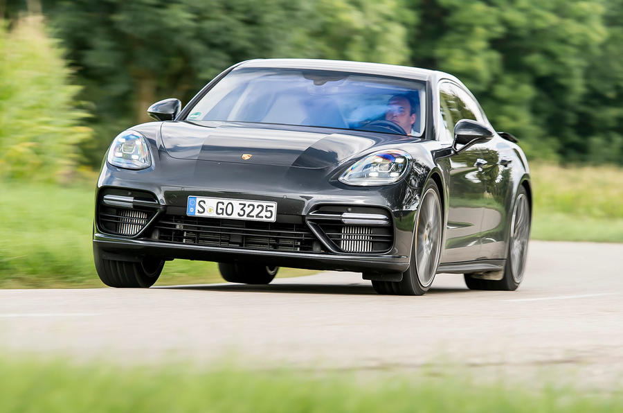 Porsche Panamera Turbo 