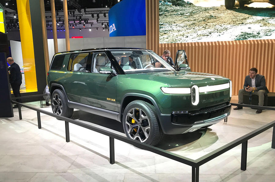 Rivian R1S LA motor show