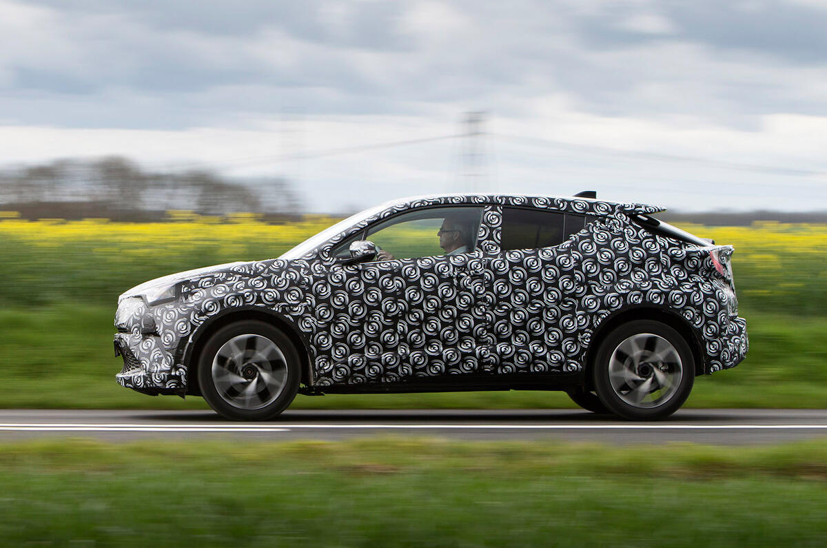 Toyota chr ride 2016 043