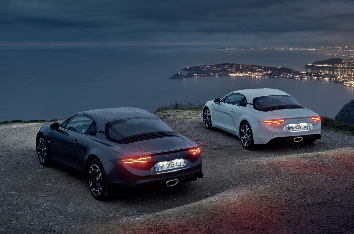 Two new versions for the alpine a110 at the geneva motor show 07h00 uk 270218 4