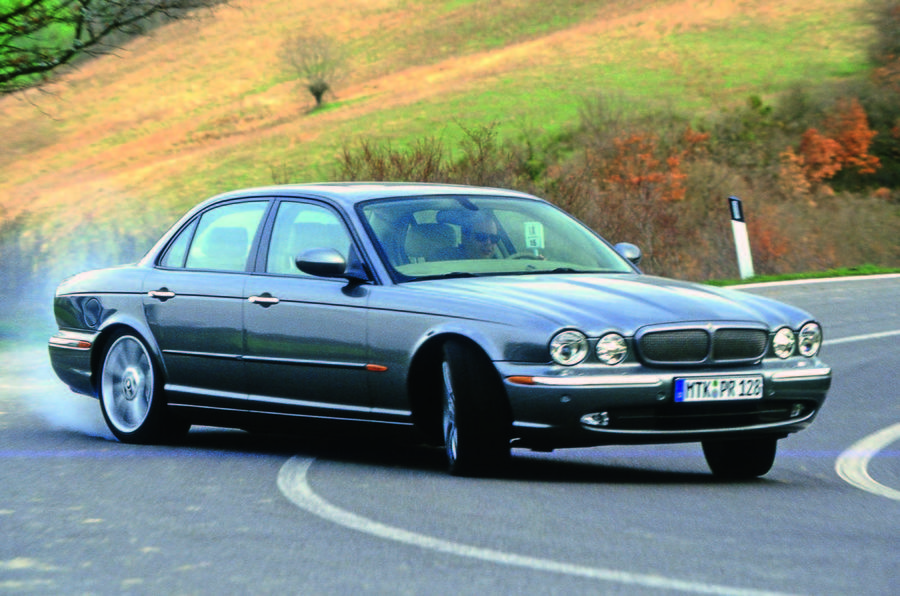 Jaguar XJR