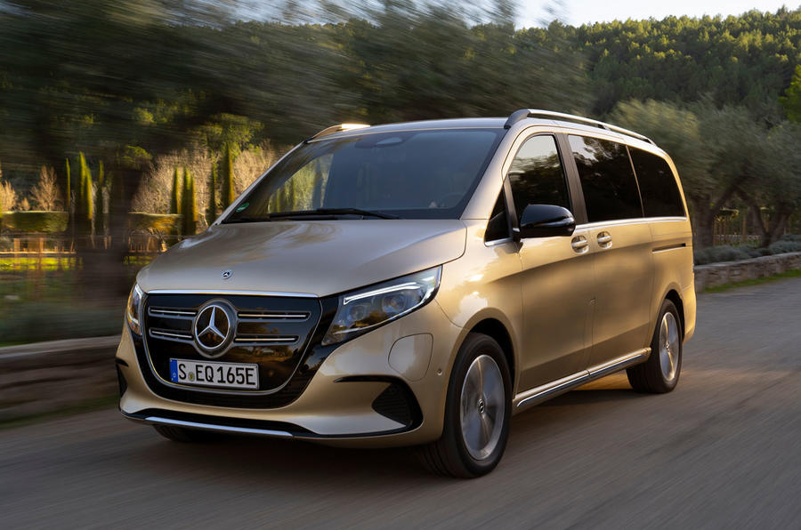 mercedes benz eqv review 2024 01 tracking front