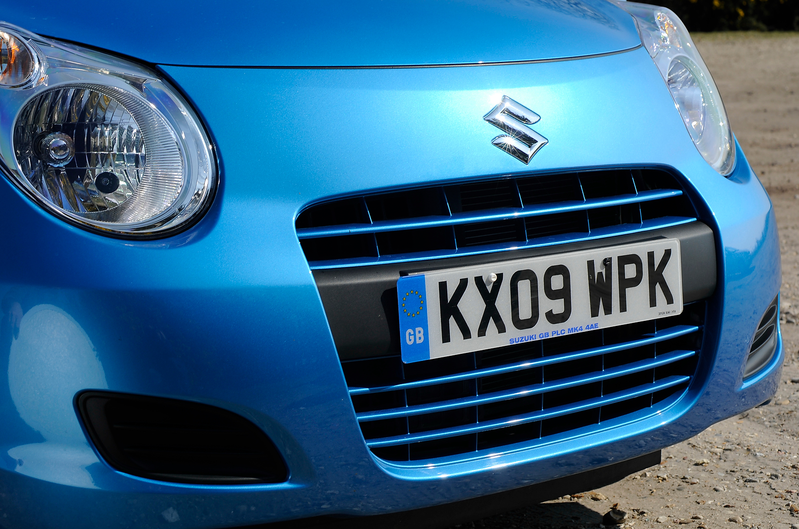 Suzuki Alto front grille