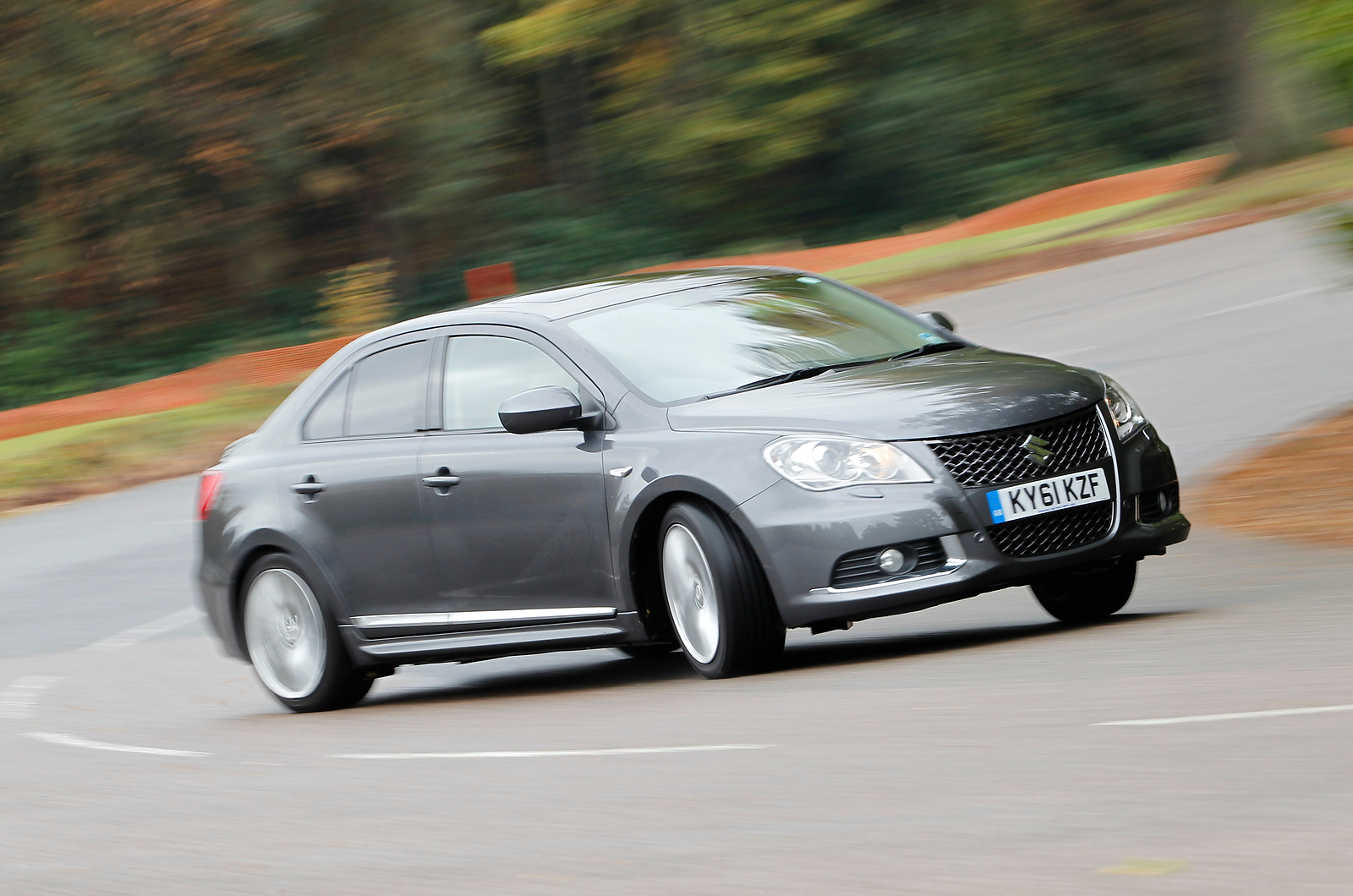 Suzuki Kizashi 2012-2013